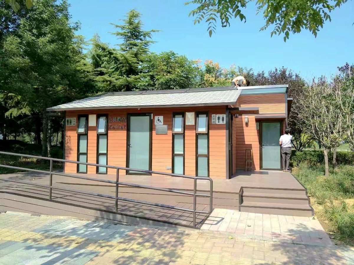 公园雕花板环保厕所_景区厕所_工程案例_上海想顺建筑安装工程有限